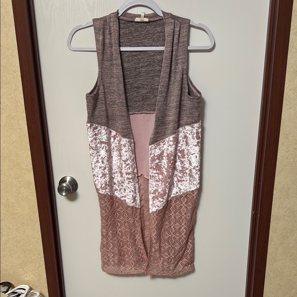 Self Esteem Brown and Pink Sleeveless Cardigan Size L